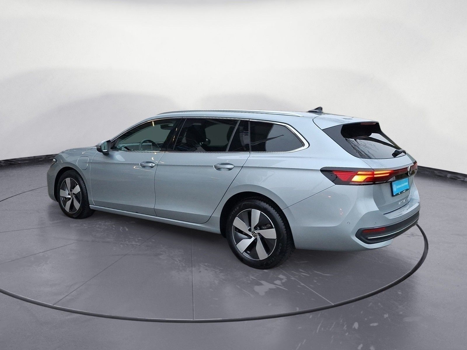 Volkswagen Passat - Bild 4