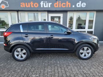 Kia Sportage Spirit 2WD*Xen*Navi*AHK*Kamera*SHZ*PDC*