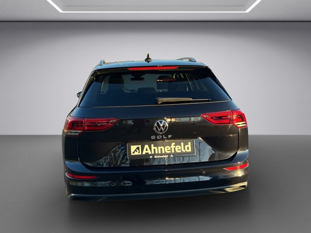 Golf VIII Variant Life