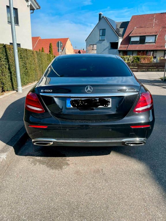 Image of Mercedes-Benz E 400