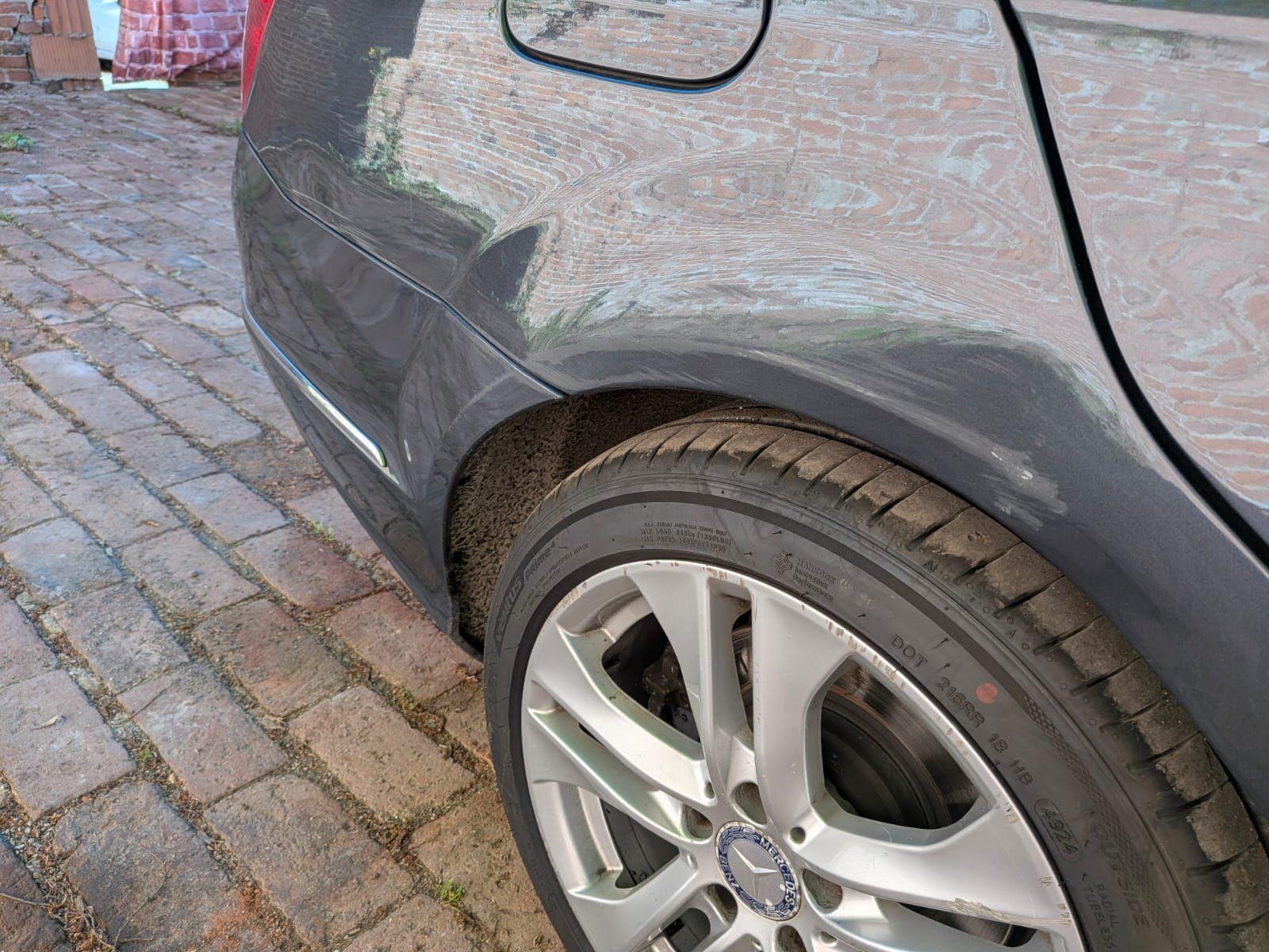 Mercedes-Benz C220 2014 — photo 20