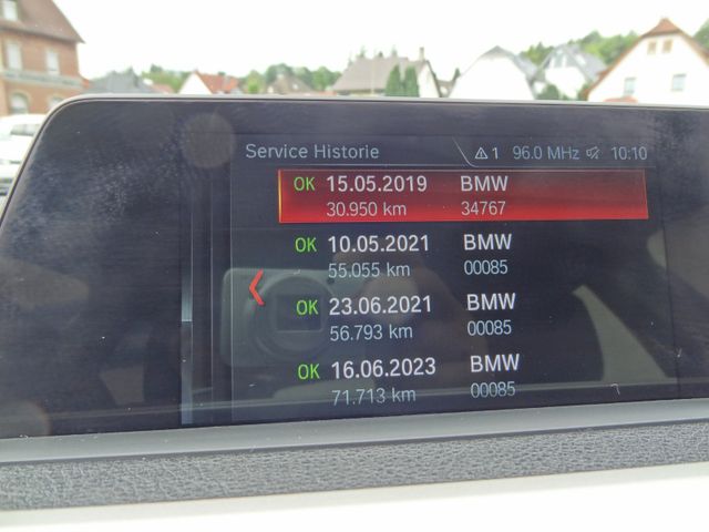 Fahrzeugabbildung BMW 318d Advantage/2.Hd/Navi/LED/AHK/SitzH/TopZust/