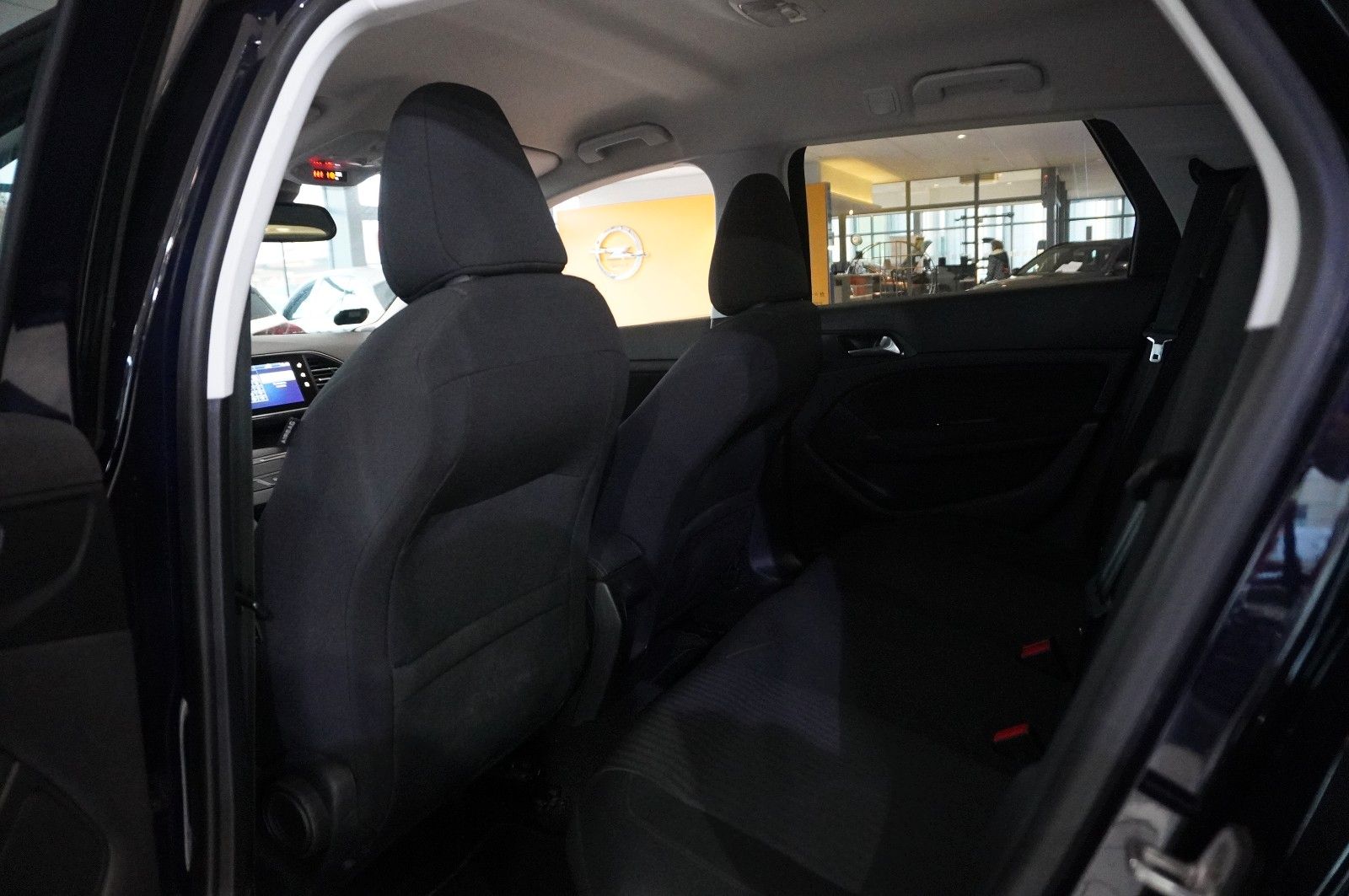 Fahrzeugabbildung Peugeot 308 SW 1.6 HDI ACTICE NAVI/SH/PDC/TEMP/SPORT/AHK