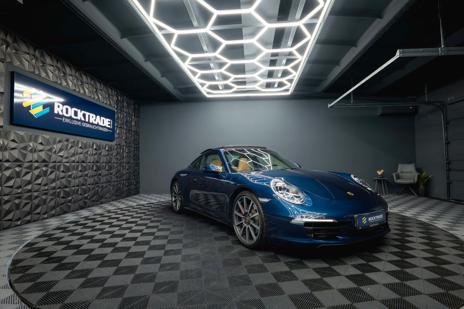 Fahrzeugabbildung Porsche 991 911 Carrera 4 S *111 Punkte*Pano*Sportabgas*