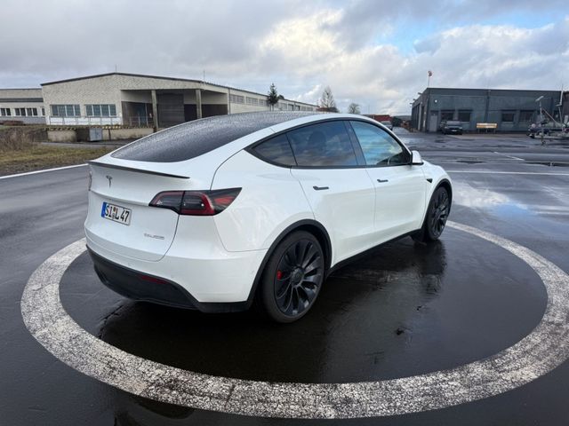 Tesla Model Y Performance Dual Motor AWD*PDC* HW3