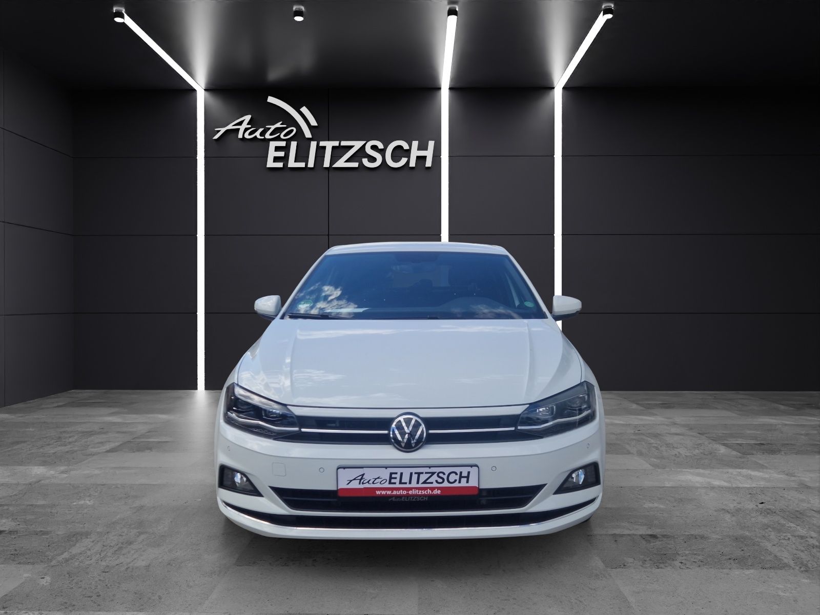 Fahrzeugabbildung Volkswagen Polo TSI Highline DSG LED ACC SHZ DAB+ Navi WeCo