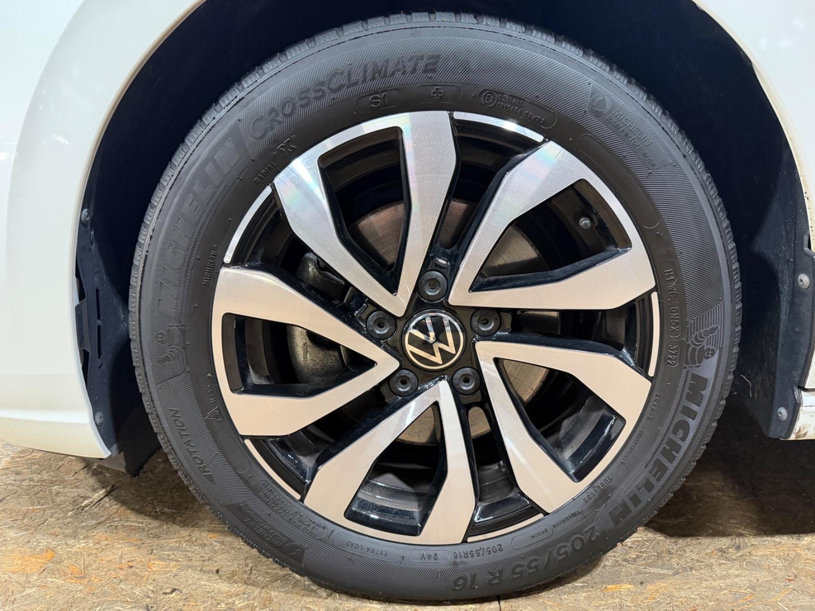 Volkswagen Golf VIII Lim. Active 2.0TDI DSG/AHK/CAM/GARANTIE, миниатюра 3