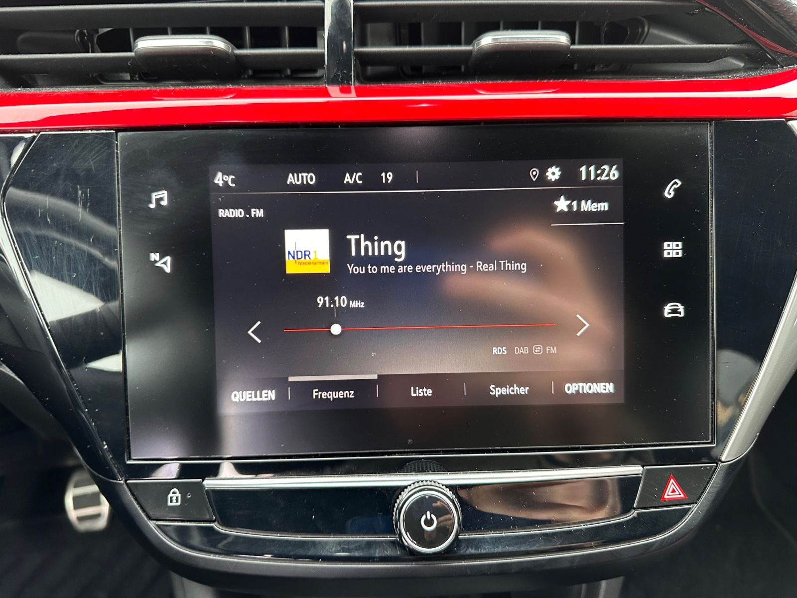 Fahrzeugabbildung Opel Corsa 1.2 Turbo GS Line LED/Kamera/GJR/GRA/SHZG