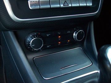 Bild 13 Mercedes-Benz A 180 Style Alu Klima PDC+Kam+Parkassi SHZ Navi