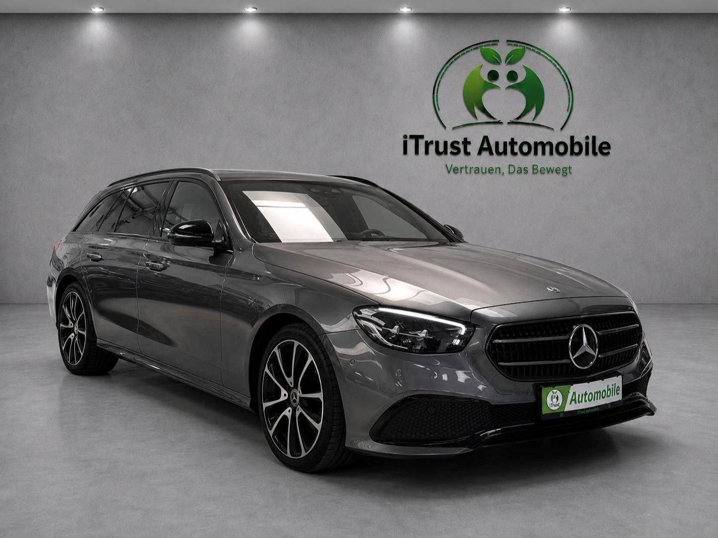 Mercedes-Benz E 220d T-Modell Night-Paket KAMERA AHK SHD