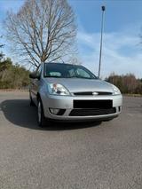 Ford Fiesta Ghia - Rentnerfahrzeug - 79.000km - Ford Fiesta aus 2003: Ghia