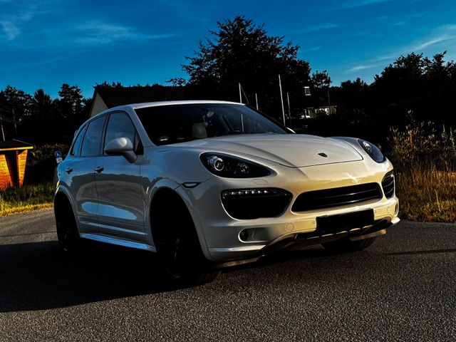 Porsche Cayenne Diesel21"GTS-Sportpaket*PANO*LEDER*NAVI*