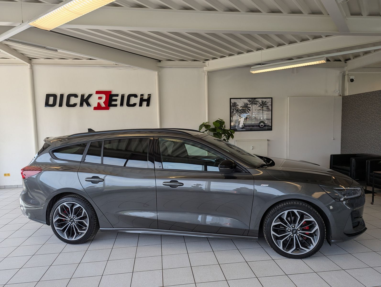 Fahrzeugabbildung Ford Focus 1.0 ST-Line X EB Matrix B&amp;O ACC Kamera 18"