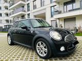 MINI Cooper D AT Cooper Keyless Go - MINI MINI: Go