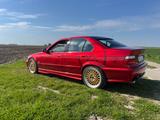 BMW e36 328i M Paket - rote BMW 328