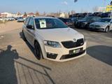 Skoda Octavia RS 2.0 TSI PANO KAM eKLAP CHALLENGE 18" - Skoda Octavia mit Benzin-Antrieb: Allradantrieb, Kombi, 2.0