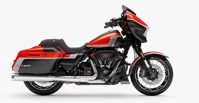 Harley-Davidson FLHXSE Street Glide CVO