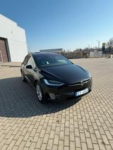 Tesla Model X 90D - - Tesla Model X aus 2016