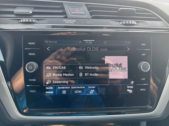 Touran MOVE 2.0 TDI DSG PANO NAVI APP-CON ACC DA