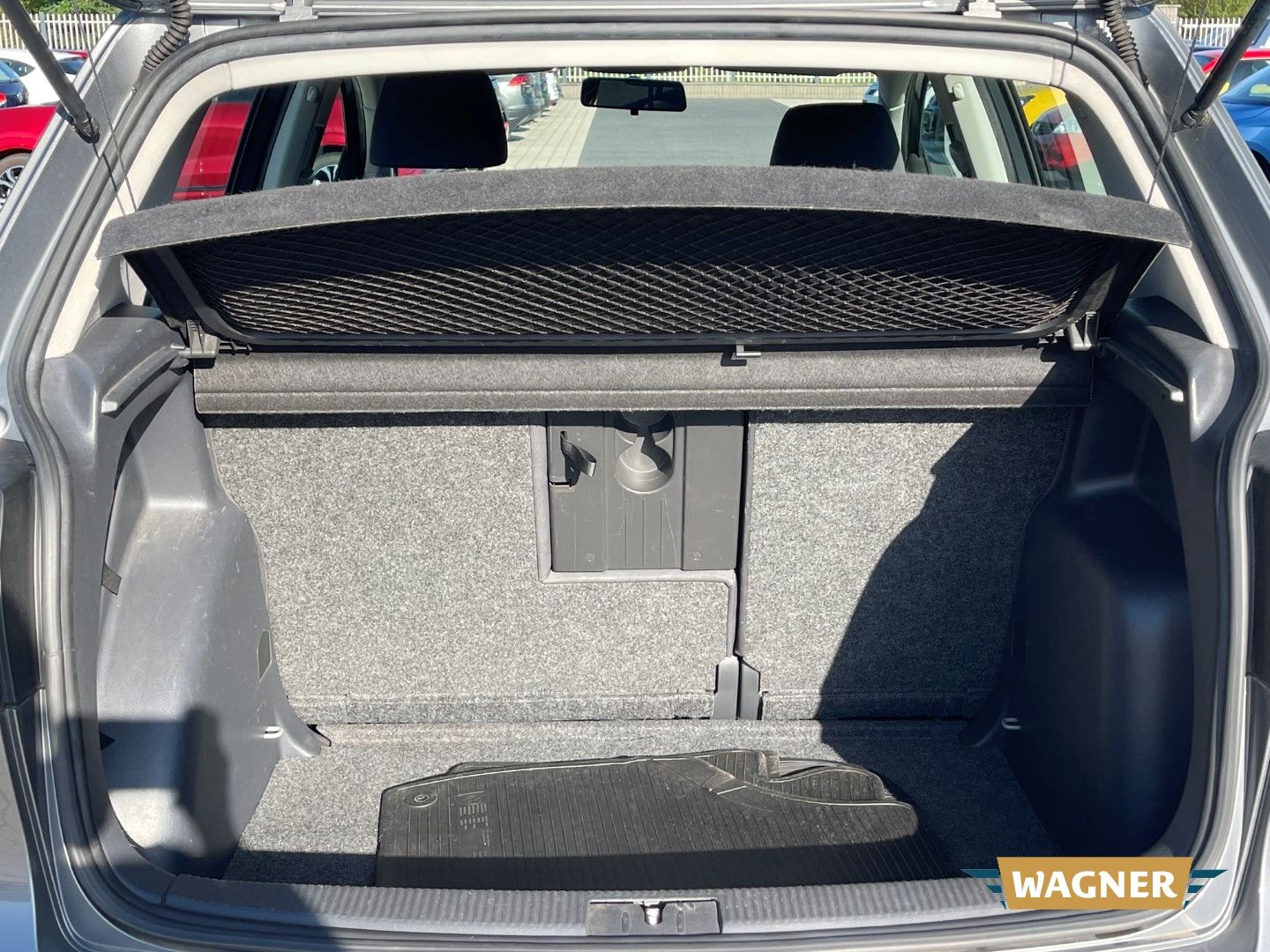 Fahrzeugabbildung Volkswagen Golf Plus V Tour Tempomat Klimaautomatik