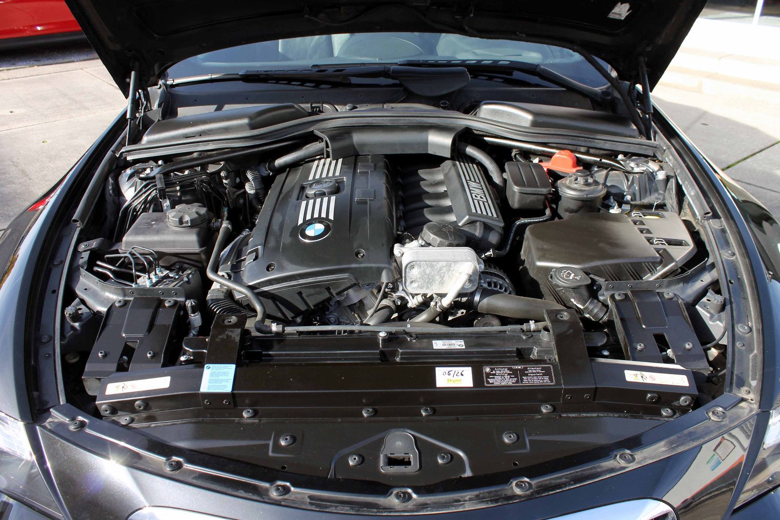 Fahrzeugabbildung BMW 630i Cabrio Aut Sport XENON PDC HUD KLIMA BT SHZ