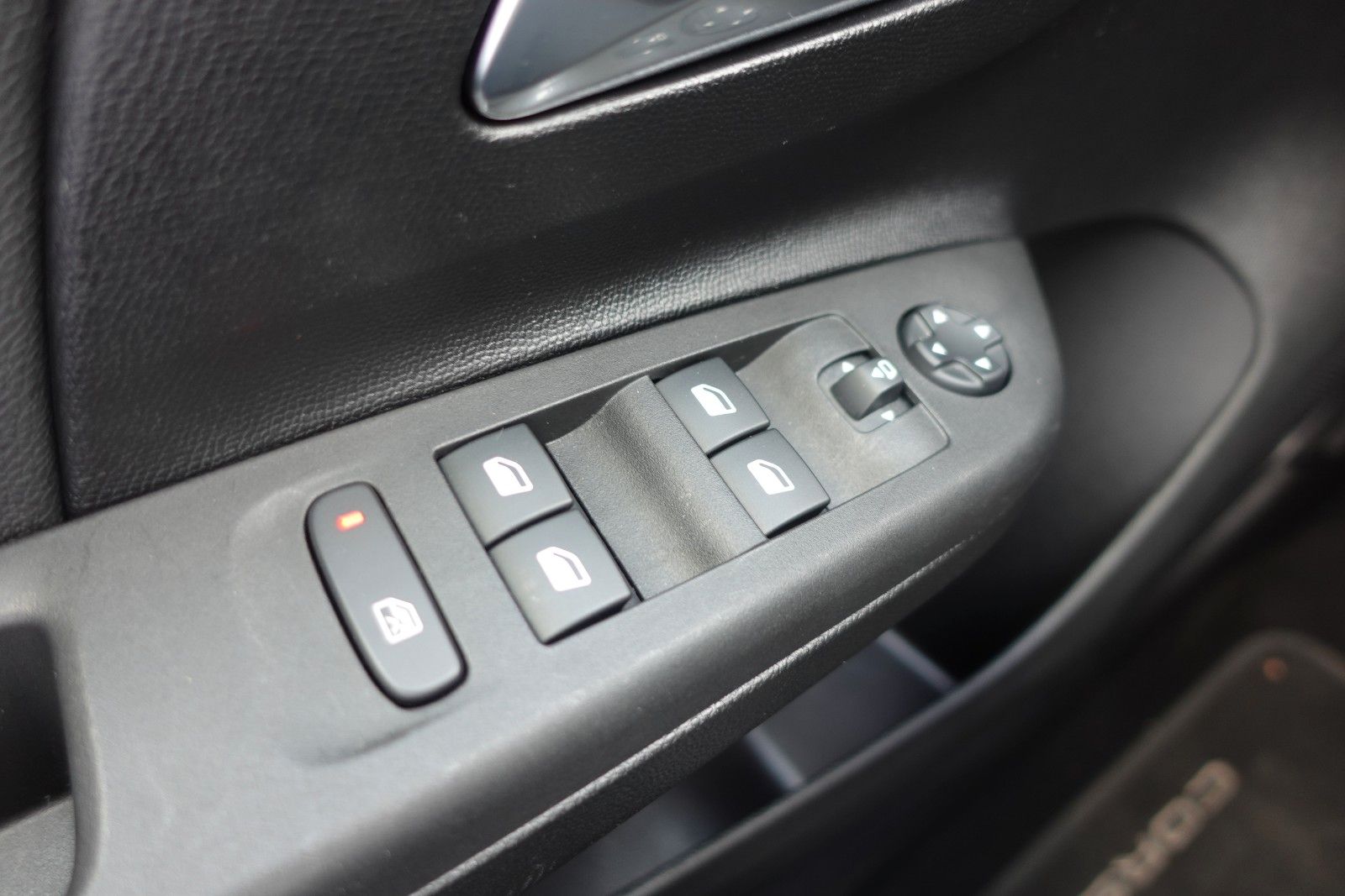 Fahrzeugabbildung Opel Corsa GS 1.2T,MatrixLED,Kamera,Sitzhzg,Allwetter