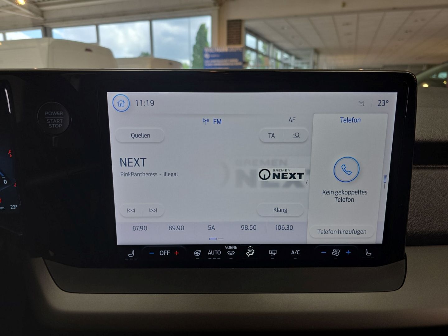 Fahrzeugabbildung Ford Tourneo Courier E !! Navi Digitales Cockpit LED