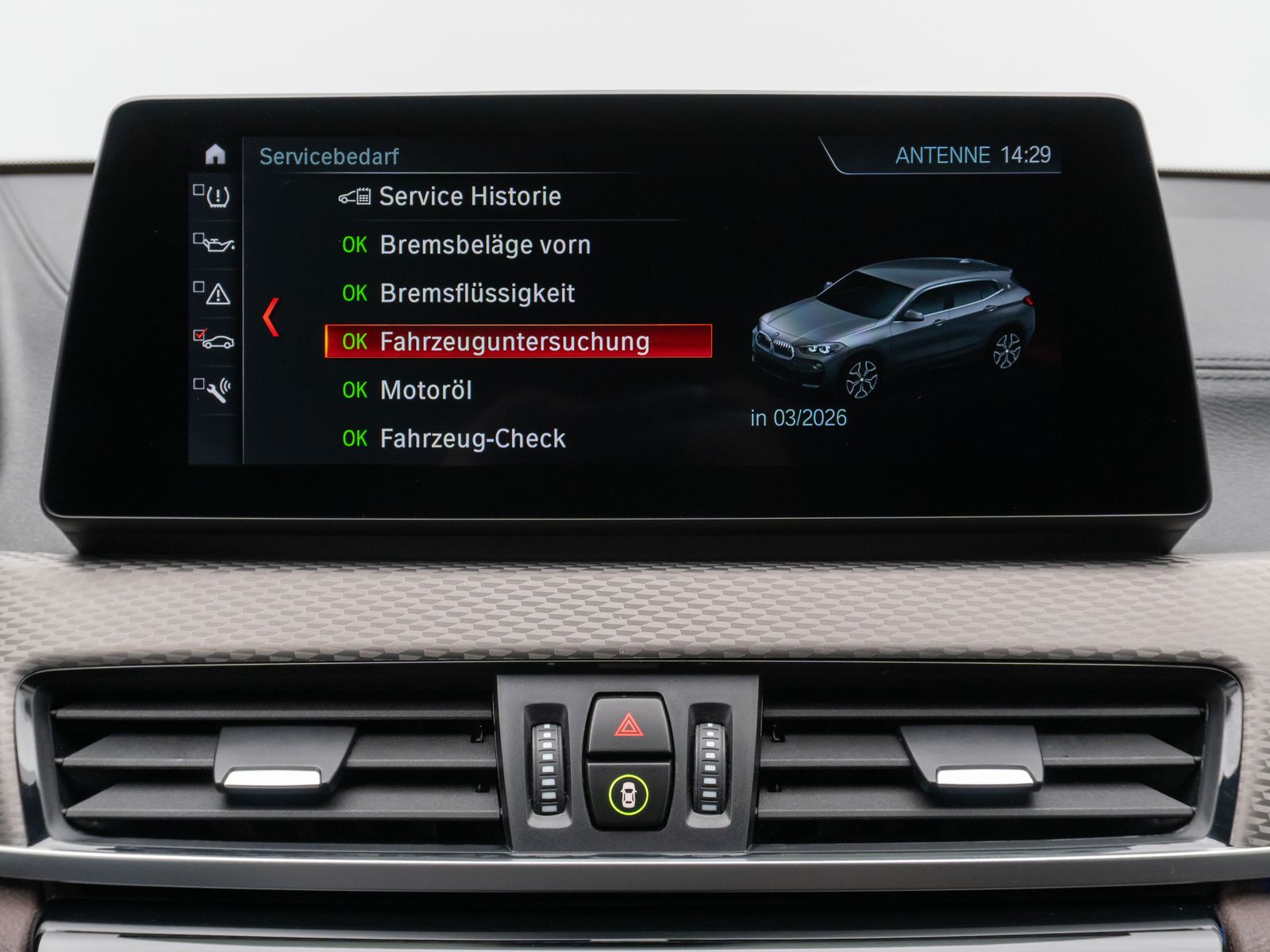 Fahrzeugabbildung BMW X2 sD18i M Sport X Kamera H/K HUD DAB Alarm 20"