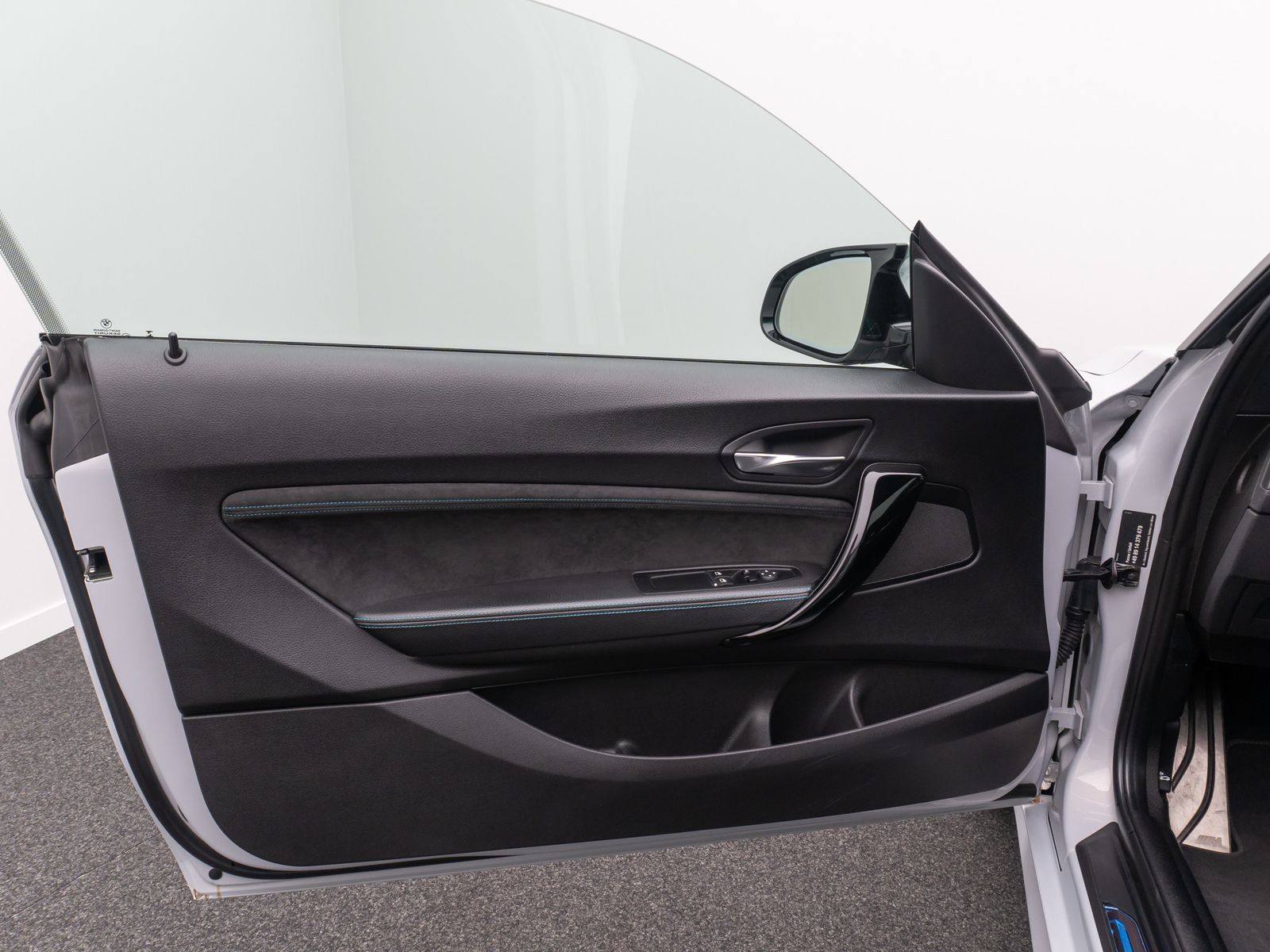 Fahrzeugabbildung BMW M2 Competition M Driver´s Kamera NaviPro 19Zoll