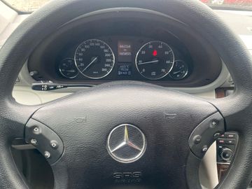 Bild 14 Mercedes-Benz C 180 C Lim. Kompressor AT*KLIMAAT*TMPOM*KAMERA*