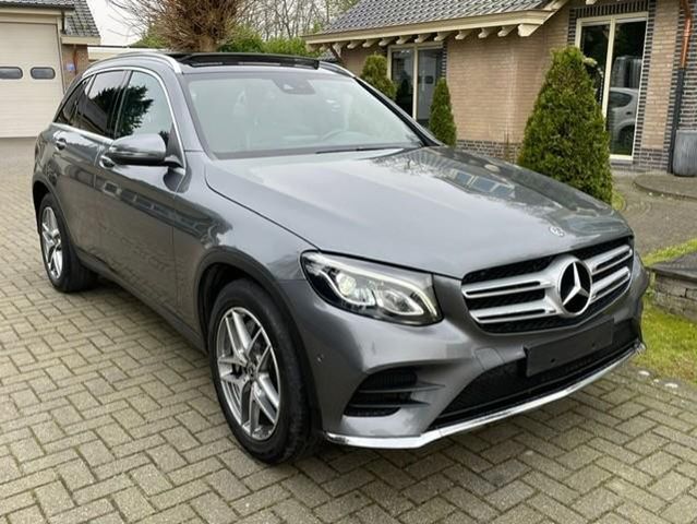 Mercedes-Benz GLC 250 4MATIC AMG LINE panorama dach NAVI