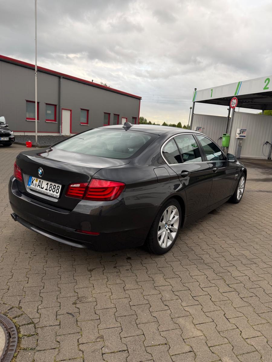 BMW 525