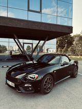 Abarth 124 Spider