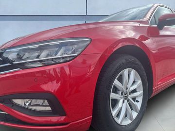 Volkswagen Passat Variant - 9