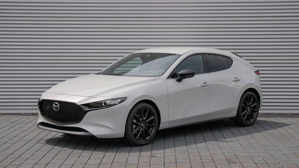 Mazda 3 2025 e-SKYACTIV G 140PS Homura imagem 3