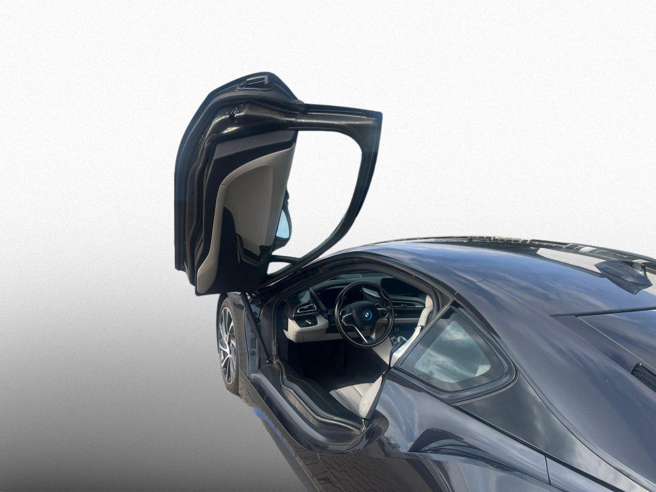 BMW i8 xDrive HUD,H/K,360°,DA,NaviPro,KomfZ,erw.LED