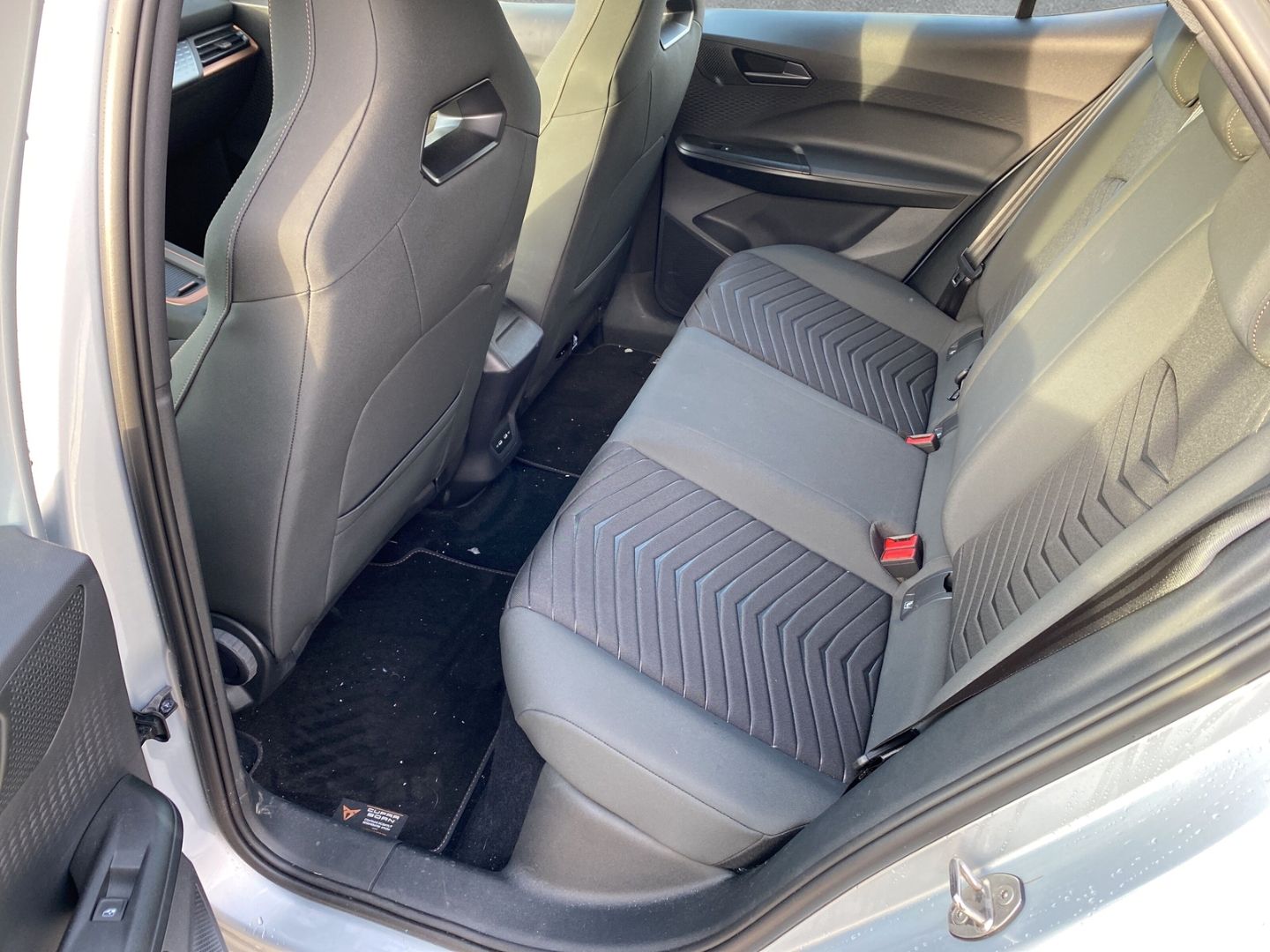 Fahrzeugabbildung CUPRA Born Basis 150 *digitales Cockpit *LED *Mehrzone