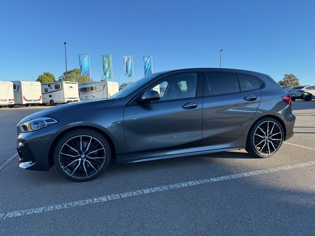 Image of BMW 120