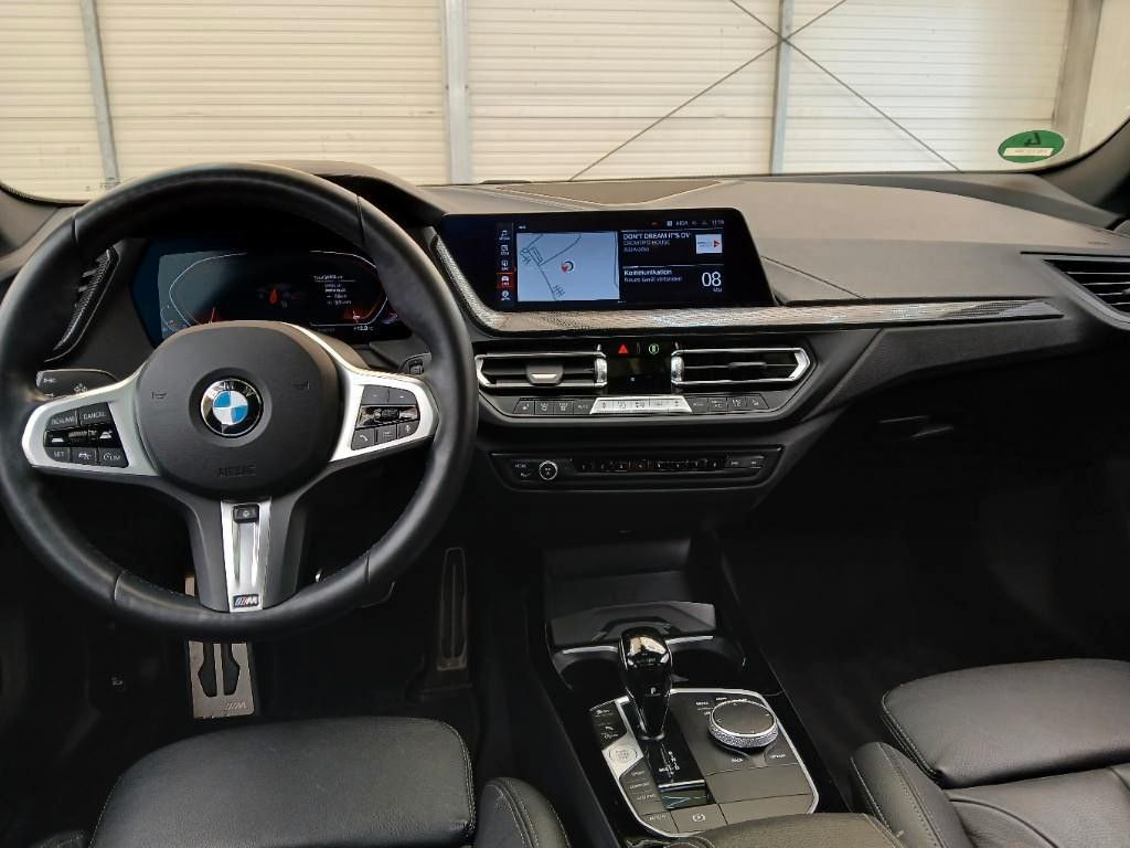 Fahrzeugabbildung BMW 218 i Gran Coupé M Sport H&k Pano HuD Leder ACC