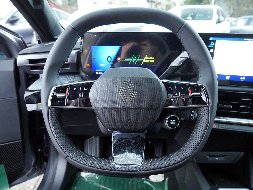 Fahrzeugabbildung Renault Clio Techno Full Hybrid E-Tech 160