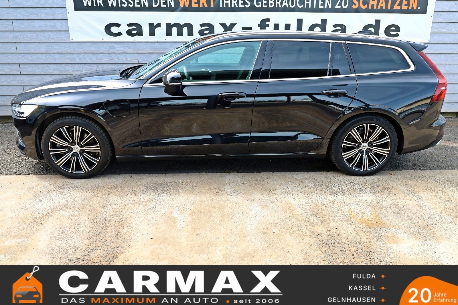 Fahrzeugabbildung Volvo V60 Inscription T6 AWD, Leder,Navi,LED,SH,Kamera