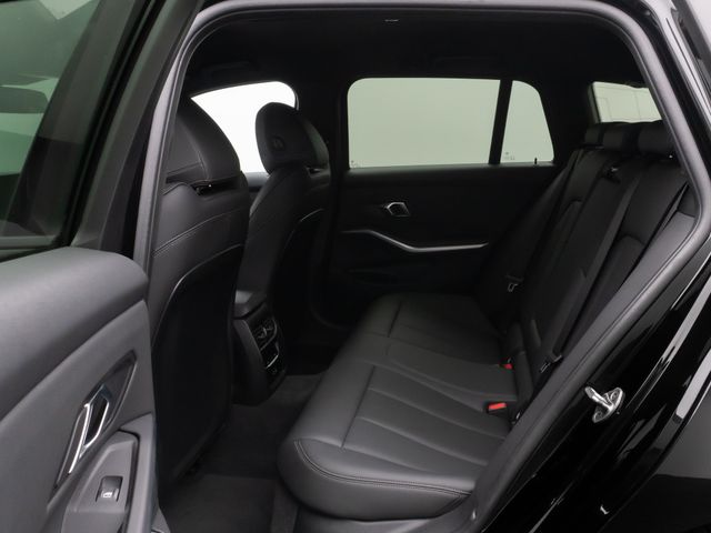 Foto Nummer 26: BMW 318i