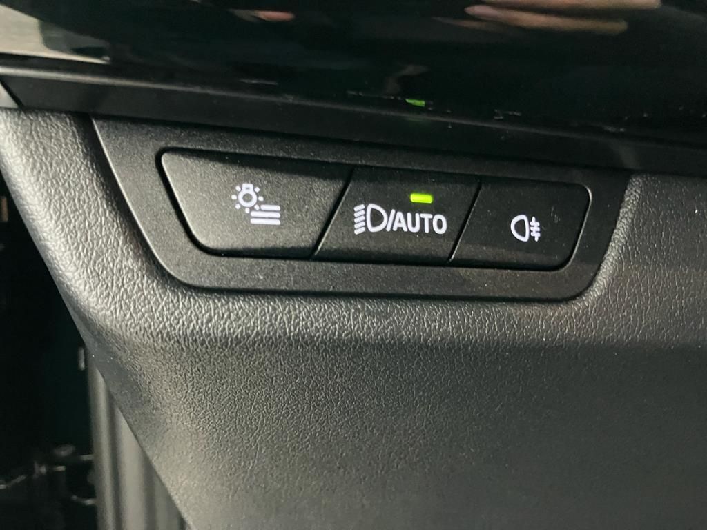 BMW 223 Active Tourer - Bild 23