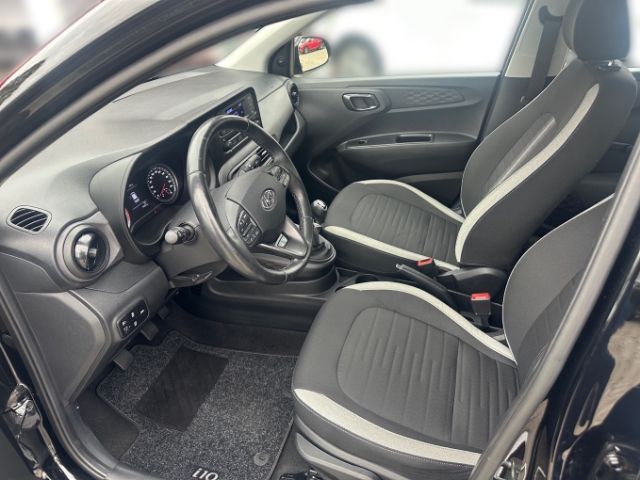 Fahrzeugabbildung Hyundai i10 Select 1.0 +KLIMA+RADIO+TEMPOMAT+SHZ+PDC+ALL