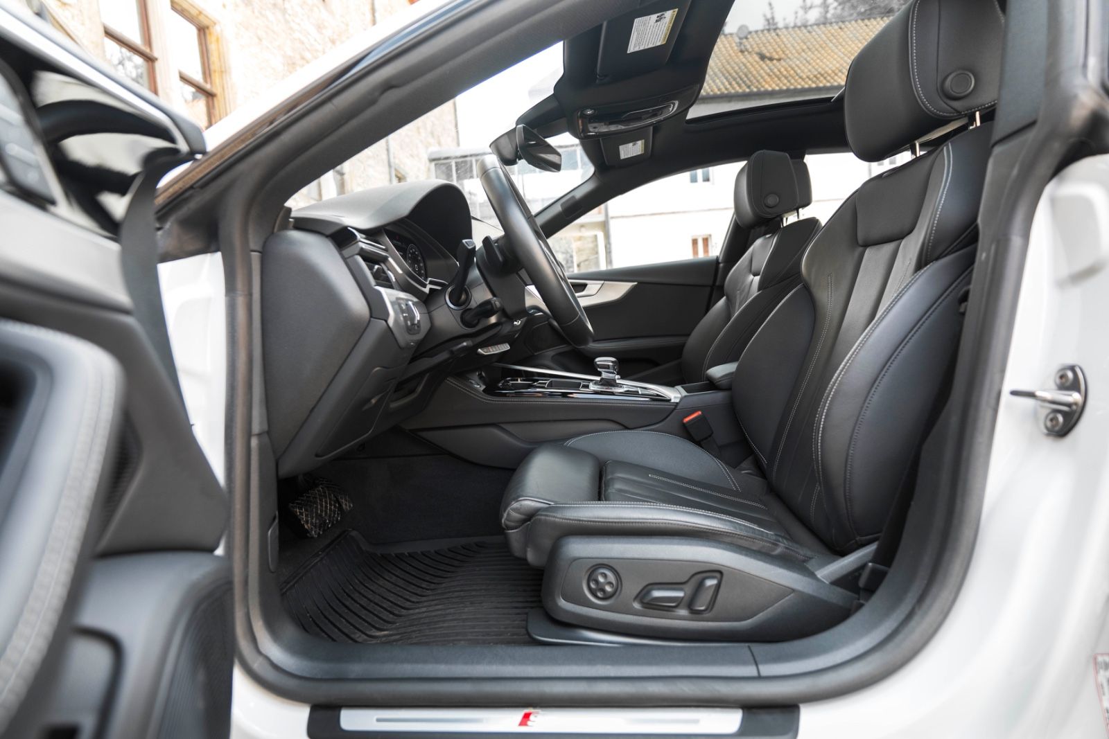 Fahrzeugabbildung Audi A5 Sportback 45 TFSI S-Line B&O 360° CARPLAY ACC