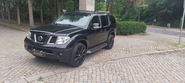 Nissan Pathfinder 2.5 dCi -AHK-Rückfahrkamera-22Zoll Al