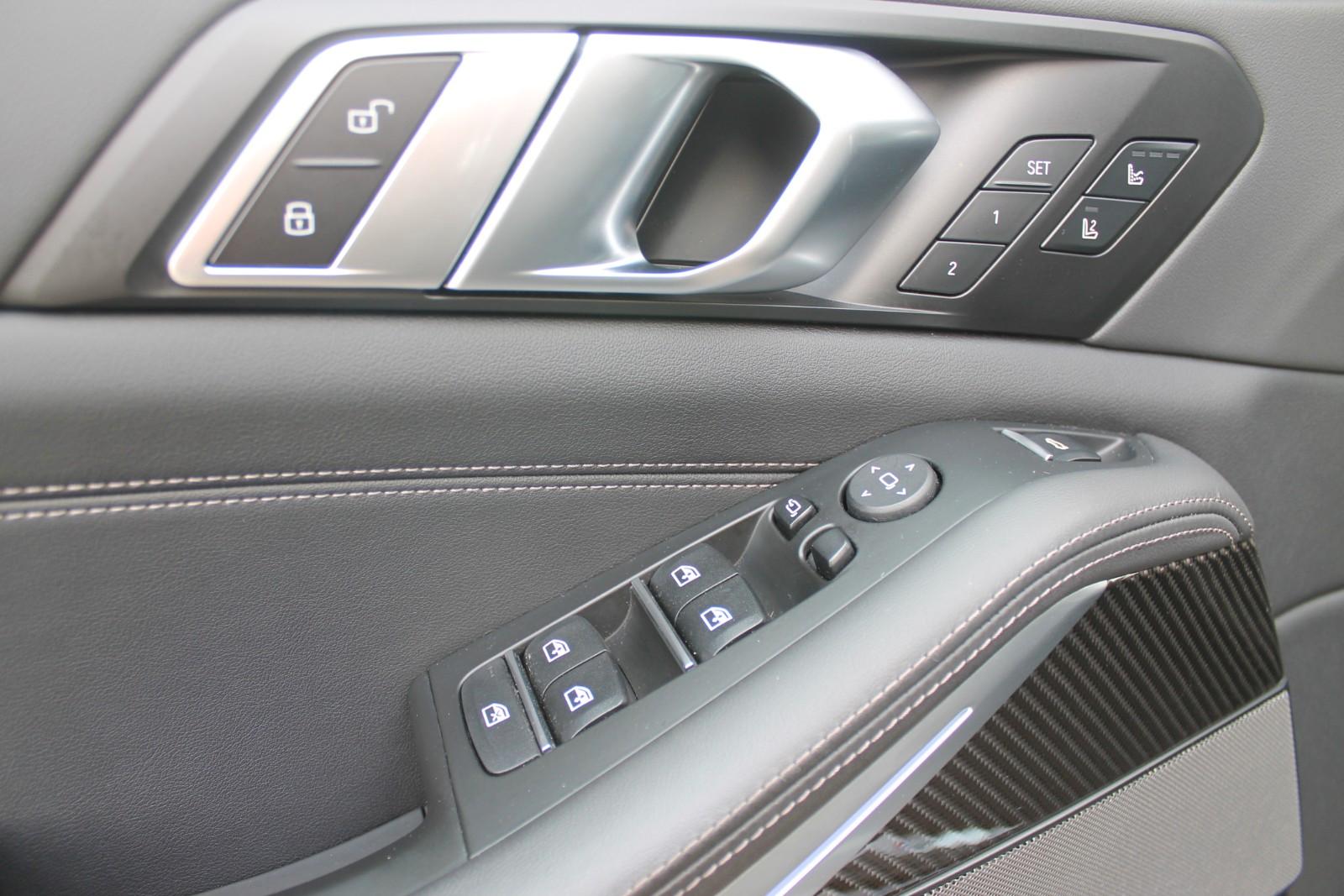 BMW X5 M60i xDrive M SPORT STANDH MASSAGE 360° VOLL