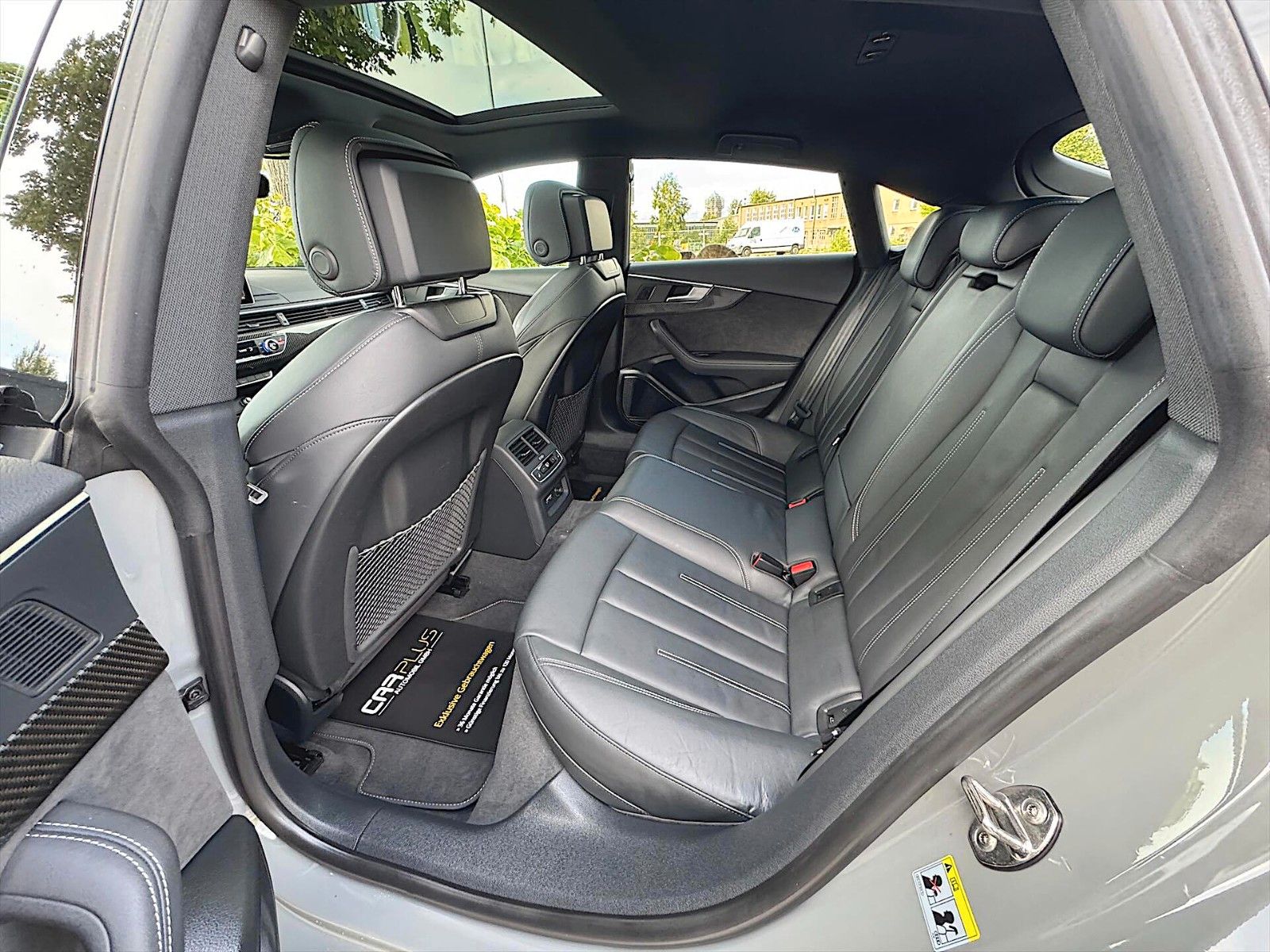 Fahrzeugabbildung Audi A5 40 TFSI S-Line Sport Carbon *ACC*Pano*LED*B&O