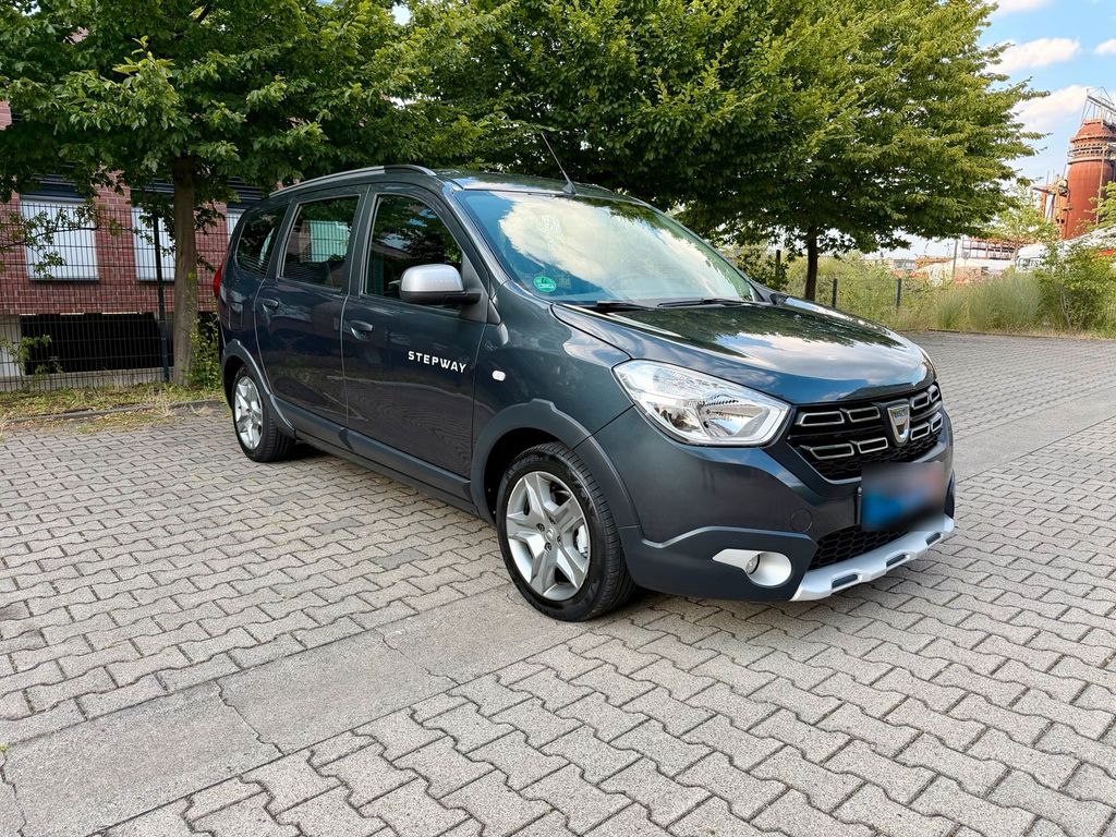 Image of Dacia Lodgy