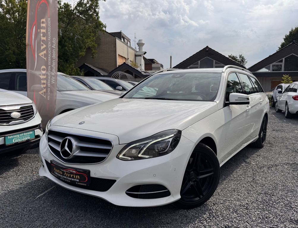 Image of Mercedes-Benz E 220